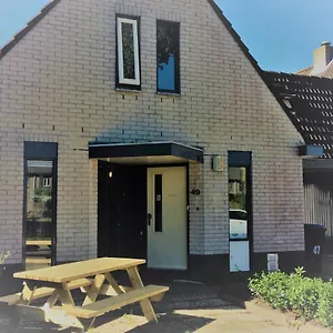https://haarlem-49.utrechthotels.net