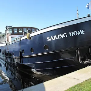 Sailing Amsterdam
